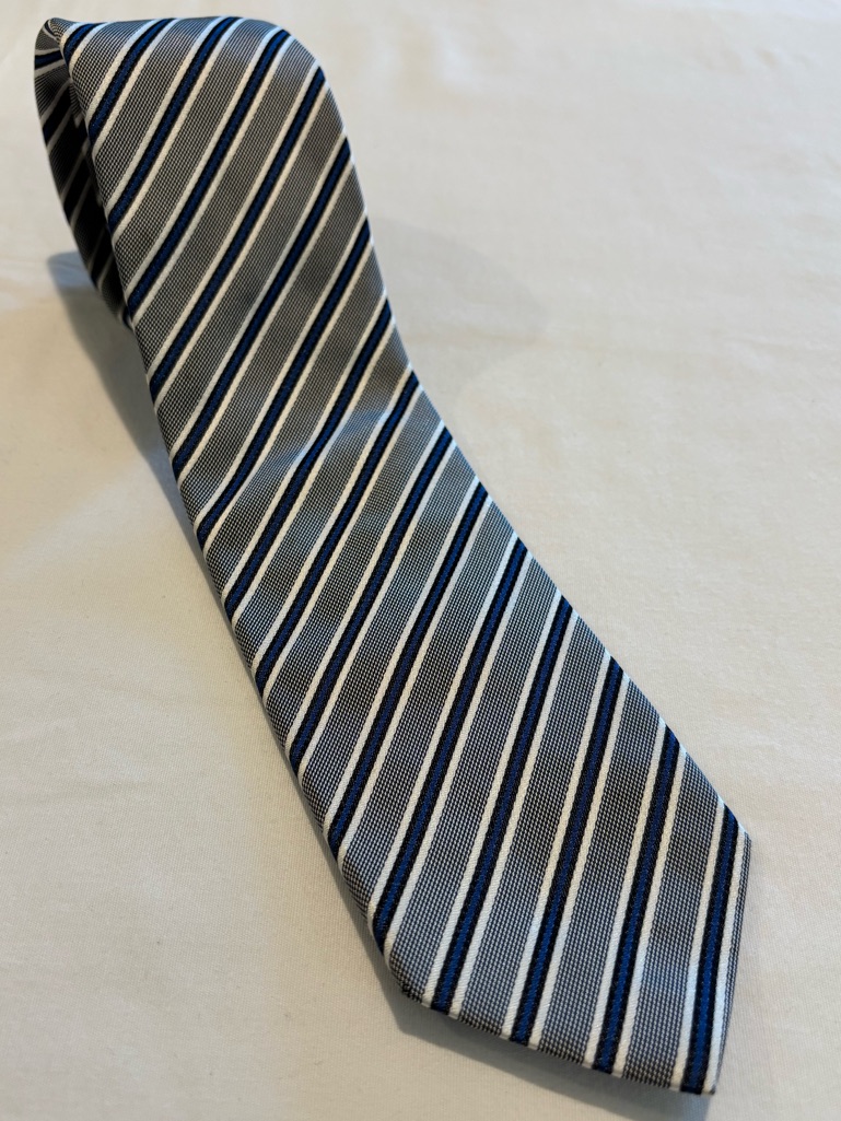 Hugo Boss Navy  White Diagonal Stripe Silk Tie  Made In Italy